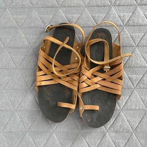 Free people sandals with toe loop and ankle wrap